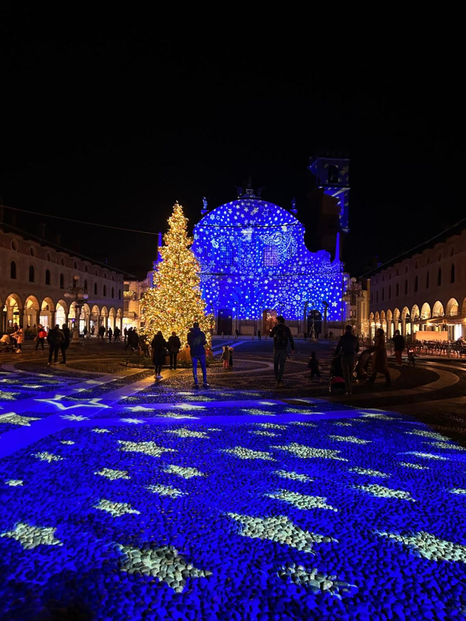 Emma Home Adiacente Alla Piazza Ducale Виджевано Экстерьер фото