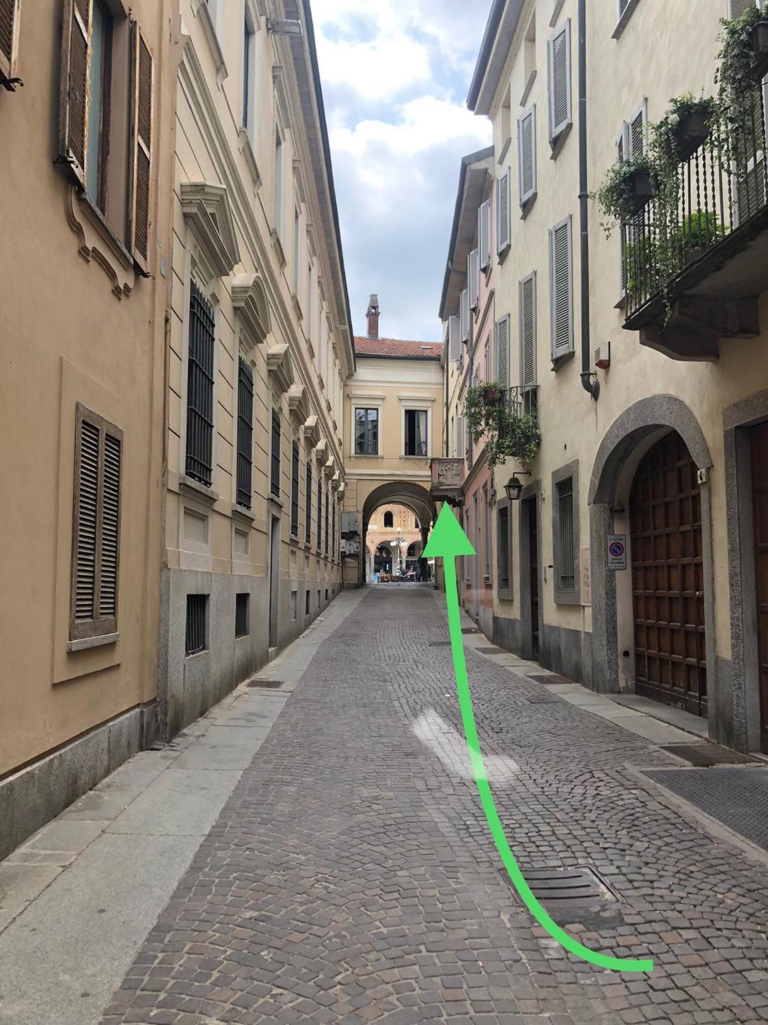 Emma Home Adiacente Alla Piazza Ducale Виджевано Экстерьер фото